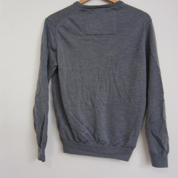 Calvin Klein Sweater Men's M‎ 100% Merino Wool V-Neck Ultra Soft,with **FLAW** - Picture 3 of 15